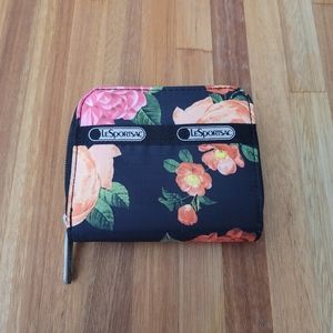 Wallet Woman's LeSportsac